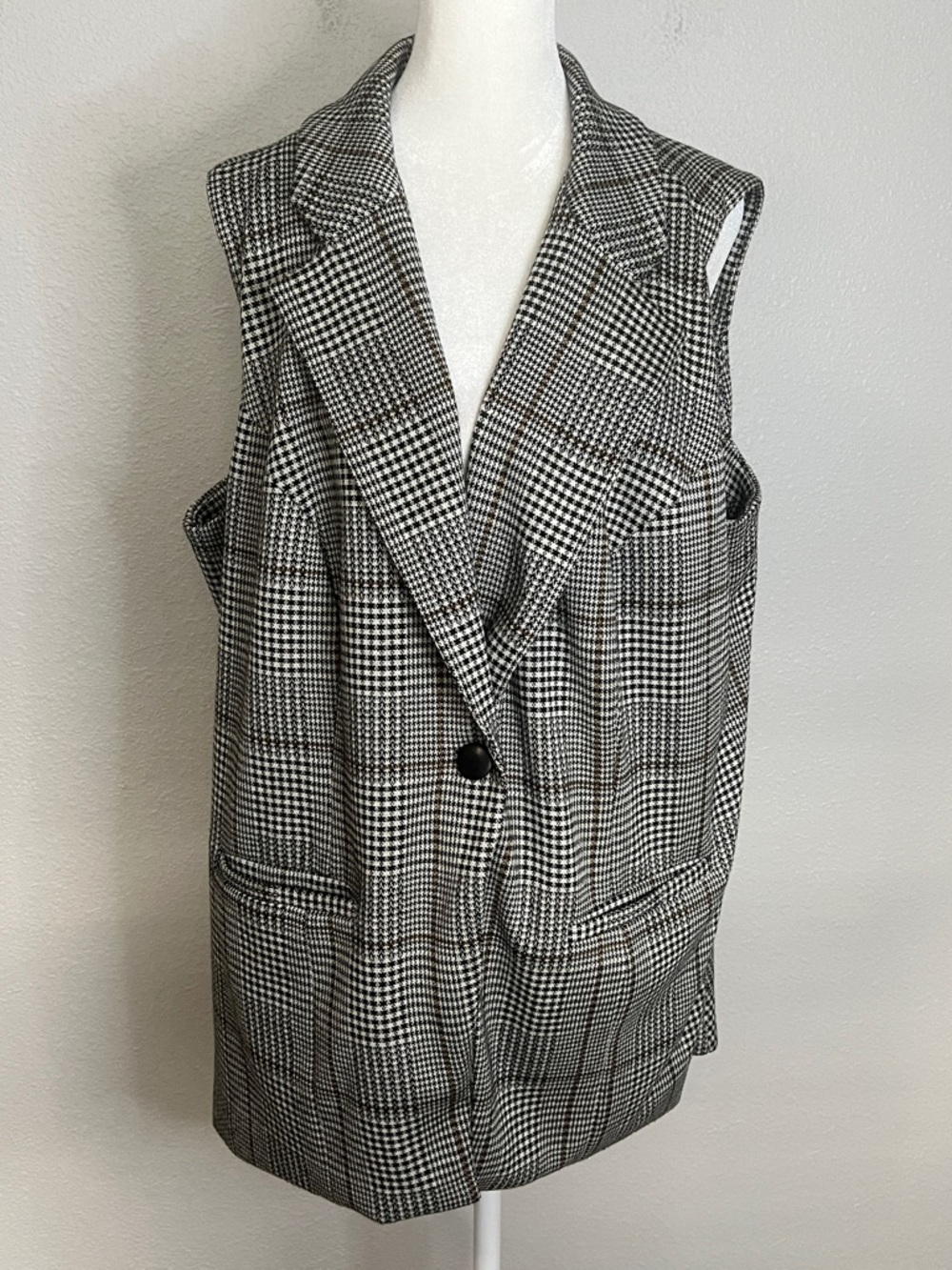 Massini Plaid Sleeveless Vest Tunic Black/White Size 1X